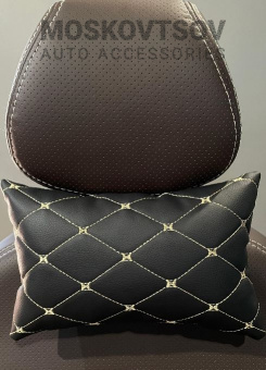Подушка AVM-AUTO косточка эко-кожа черный-золотой, 2 шт