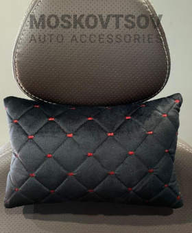 Подушка AVM-AUTO косточка ВЕЛЮР КВАДРАТ черный-красный, 2 шт